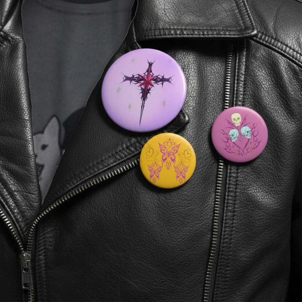 Button pins mlp fanart on a leather jacket 